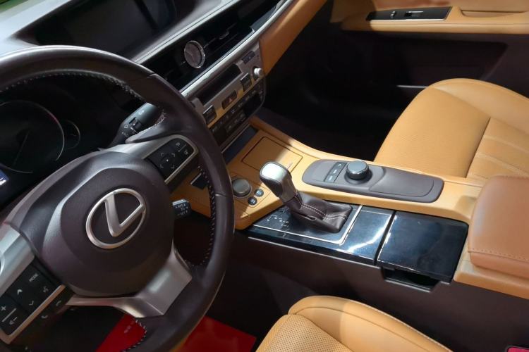 Used Lexus ES 2017 200 30th Anniversary Edition