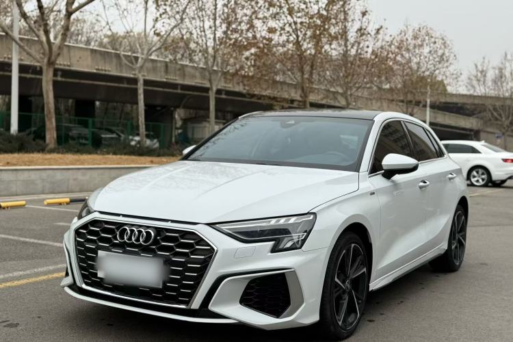 Used Audi A3 2024 Sportback 35 TFSI Fashionable Sports Model
