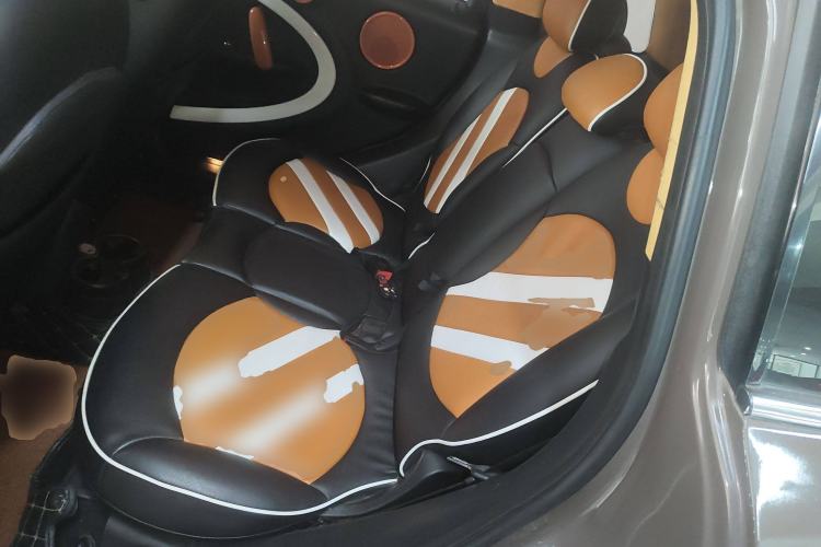 Used  Countryman 2011 1.6L ONE
