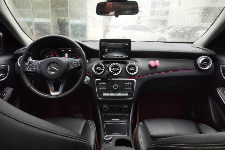 Used Mercedes-Benz GLA 2018 GLA 200 Fashion Model
