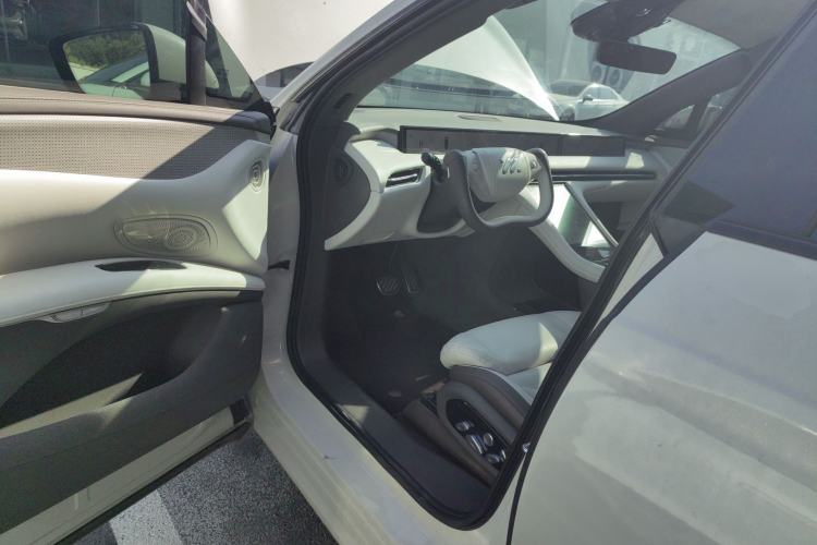 Used  LS7 2023 90 kWh Elite Rear-Drive Version
