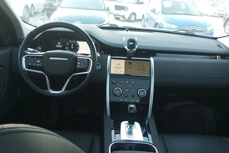 Used Land Rover Discovery Sport 2022 200 PS Family Edition 5 Seats