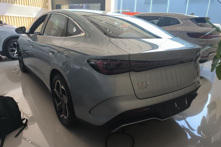 Used BYD Seal 06 New Energy 2024 DM-i 120KM Flagship Model
