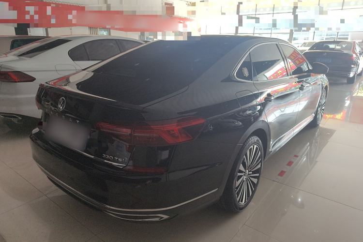 Used Volkswagen Passat 2020 330TSI Luxury Edition China VI
