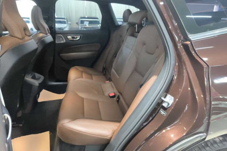 Used Volvo XC60 2021 T5 4x4 Smart Luxury Edition
