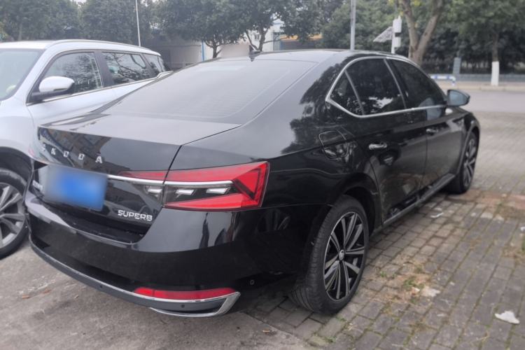 Used Skoda Superb 2023 Facelifted TSI280 DSG Luxury Edition
