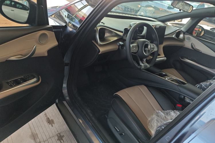 Used BYD Dolphin 2025 420km Free Edition
