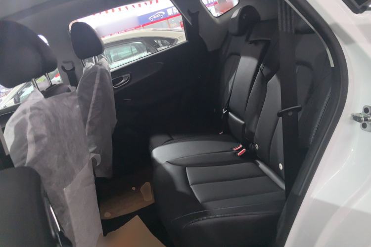 Used Roewe RX5 2025 PLUS 330TGI Automatic Trendsetting Smart Edition
