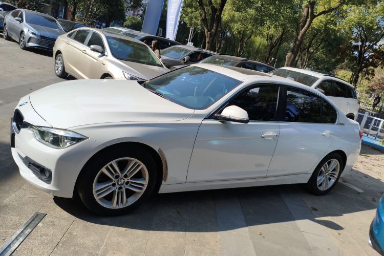 Used BMW 3 Series 2016 320Li Fashion Model
