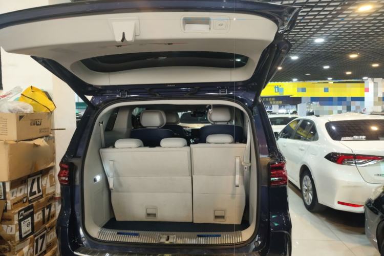 Used Roewe iMAX8 2022 400TGI Prestige Edition