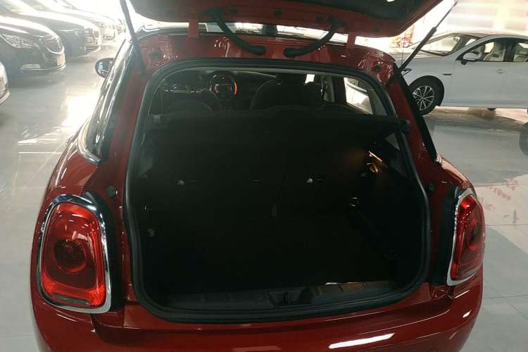 Used  MINI 2016 1.5T COOPER Five-Door Edition
