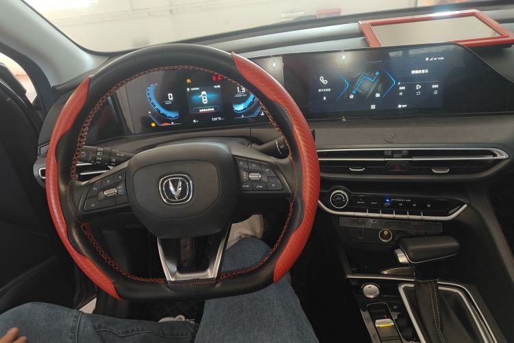 Used Changan Eado 2021 PLUS Blue Whale NE 1.4T GDI DCT Prestige Model
