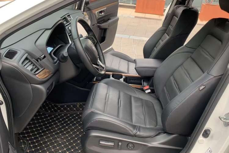 Used Honda CR-V 2019 Brilliant Edition Plus 240TURBO CVT Two-Wheel Drive Fashion Version China VI Emission Standard
