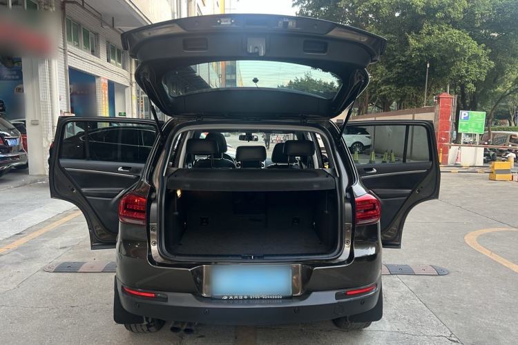 Used Volkswagen Tiguan 2017 300TSI Automatic Two-Wheel Drive Silk Road Comfort Edition
