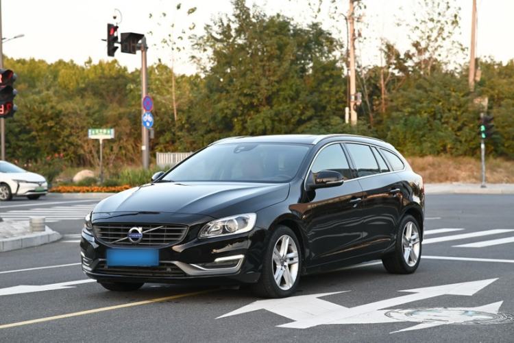 Used Volvo V60 2014 Restyled T5 Zhiya Edition