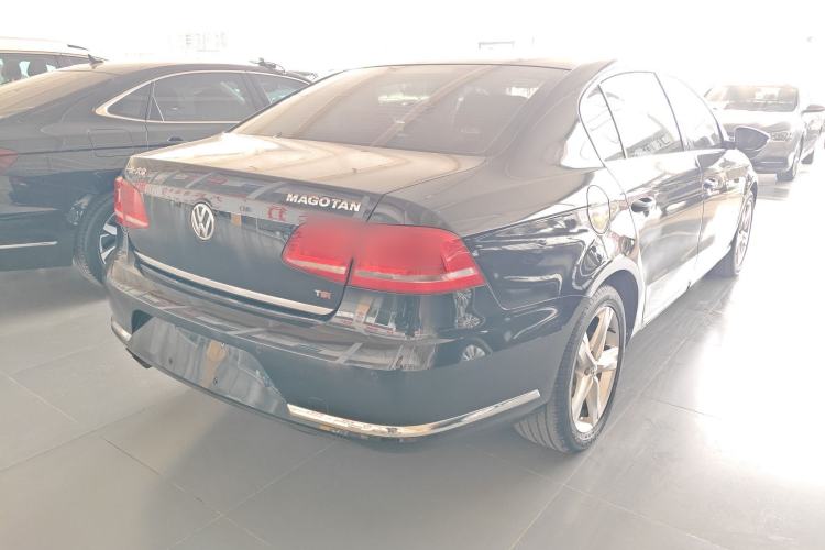 Used Volkswagen Magotan 2016 1.8TSI Luxury Comfort Model