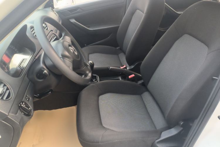 Used Volkswagen Jetta 2013 1.6L Manual Fashion Edition