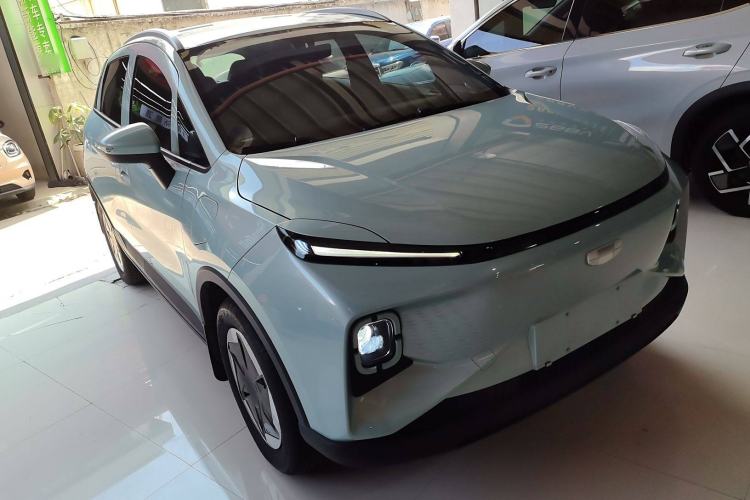 Used Geometry E Firefly 2024 301km Starlight
