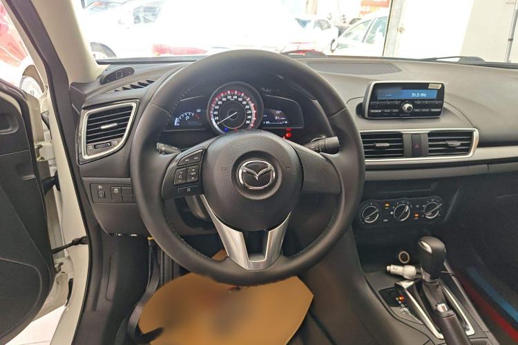 Used Mazda Mazda 3 Axela 2016 Sedan 1.5L Automatic Comfort Model
