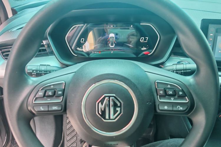 Used MG 5 2021 180 DVVT CVT Youth Luxury Edition
