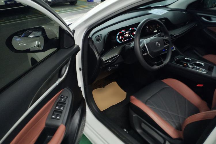 Used Changan Eado 2023 Changan Edition PLUS Blue Whale NE 1.4T GDI DCT Prestige Version
