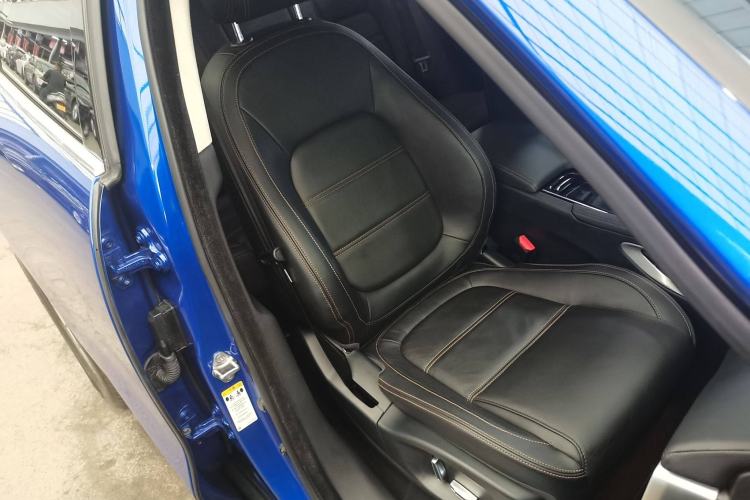 Used Jaguar F-PACE 2019 2.0T Four-Wheel Drive Urban Luxury Edition
