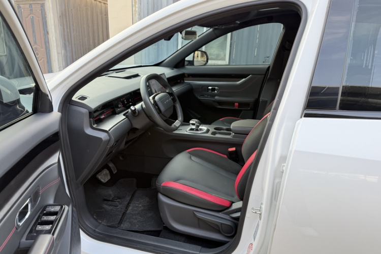 Used JETOUR Dashing 2023 1.5T DCT Starlight Shine Pro Edition
