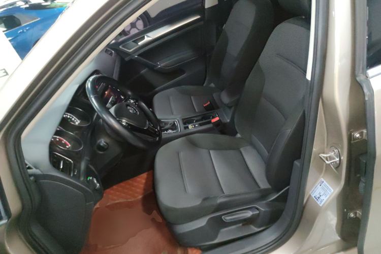 Used Volkswagen Golf 2019 1.6L Automatic Comfort Model China V Standard
