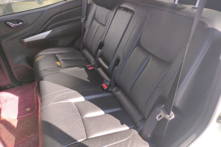 Used Nissan Terra 2018 2.5L Automatic 2WD Luxury Edition
