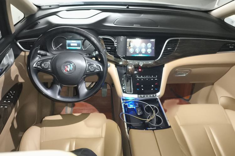 Used Buick GL8 2018 ES 28T Luxury Model China VI Standard
