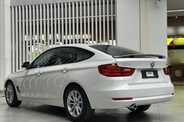 Used BMW 3 Series GT 2014 320i Leading Model