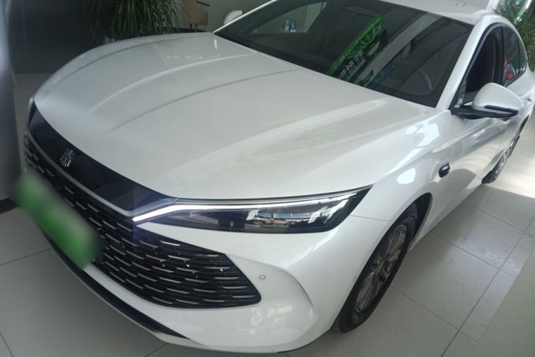 Used BYD Qin L 2025 DM-i Smart Drive 80KM Leading Model
