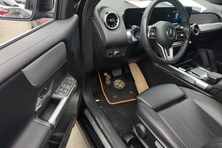 Used Mercedes-Benz GLB 2022 Second Facelift GLB 200 Fashion Edition
