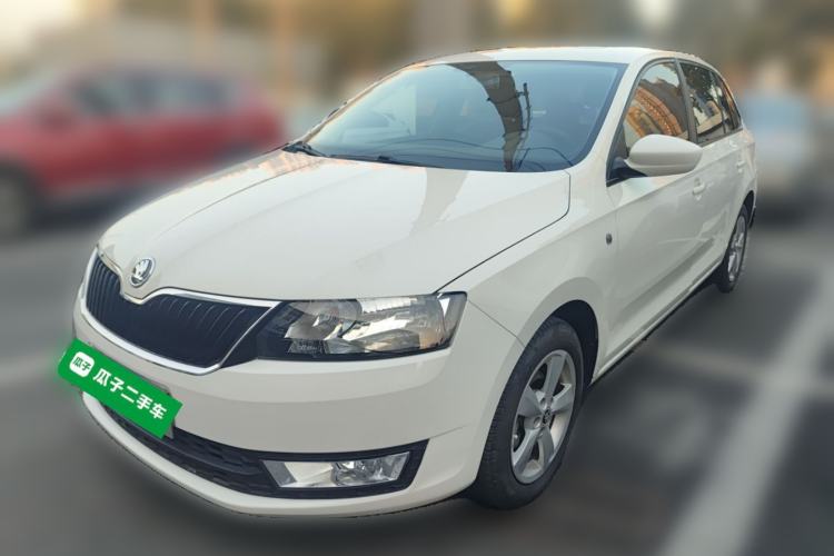 Used Skoda Rapid Spaceback 2014 1.6L Automatic Enjoyment Edition