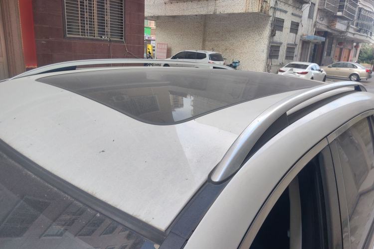 Used Haval H8 2017 2.0T Gasoline Two-Wheel Drive Smart Edition
