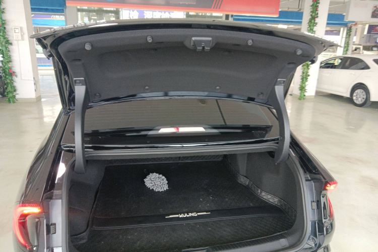 Used Wuling Xingguang 2023 70 Standard Edition
