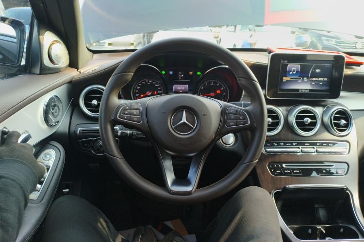 Used Mercedes-Benz GLC 2019 GLC 200 L 4MATIC
