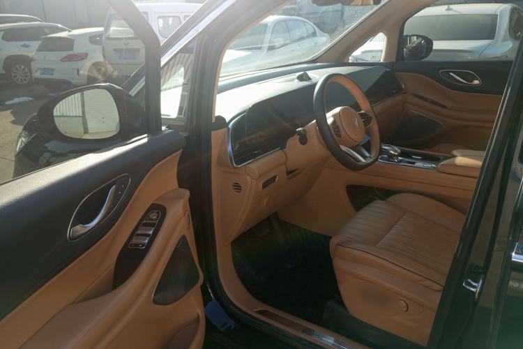 Used VOYAH Dream 2024 PHEV Ultra-Long Range Flagship Edition
