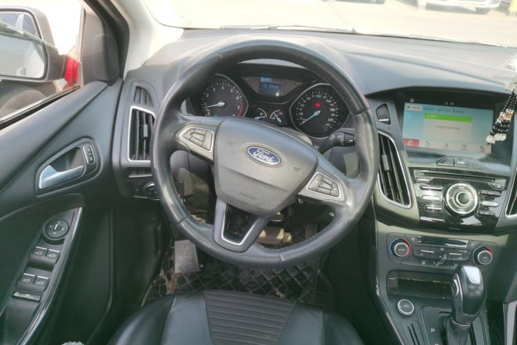 Used Ford Focus 2017 Sedan 1.6L Automatic Fashion Edition Smart Drive Version
