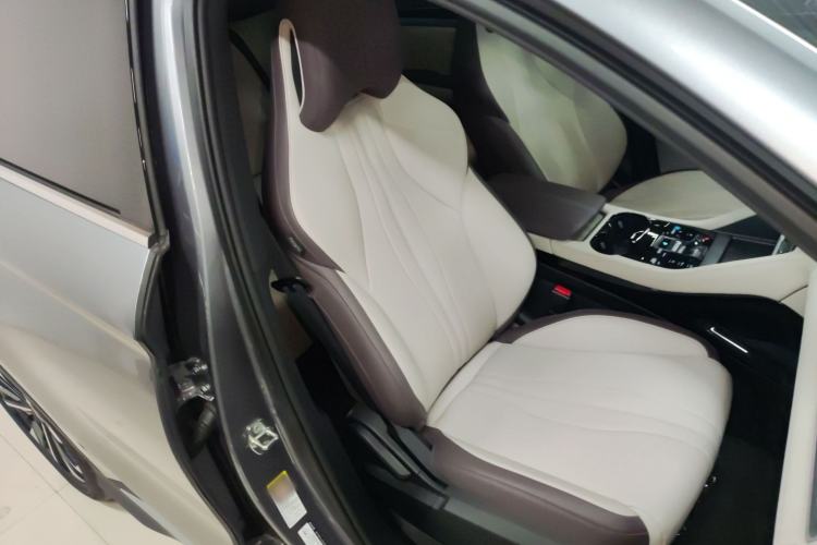 Used BYD Song PLUS New Energy 2025 DM-i 112KM Prestige Model
