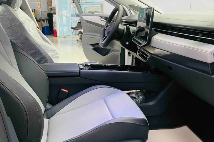 Used Volkswagen ID.7 VIZZION 2024 AIR model