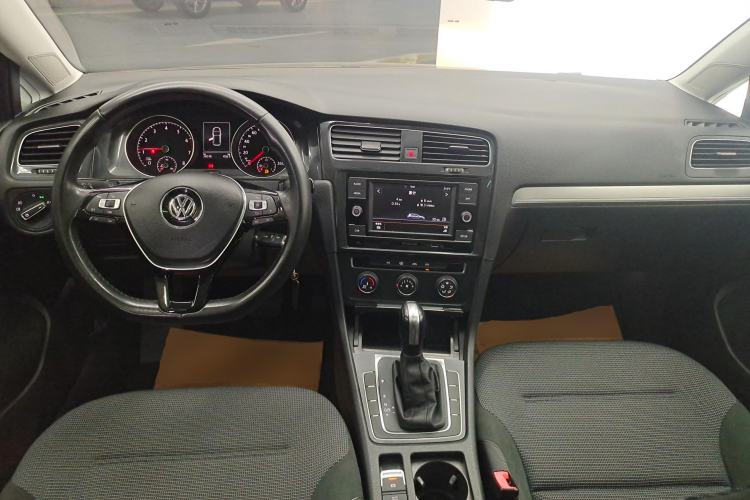 Used Volkswagen Golf 2018 1.6L Automatic Comfort Model
