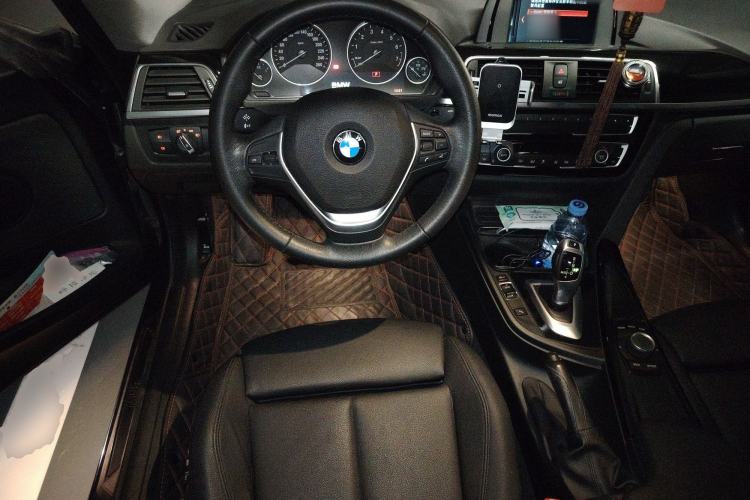 Used BMW 3 Series GT 2017 320i Sport Edition
