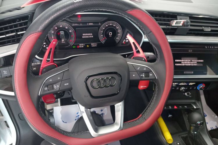 Used Audi Q3 2024 40 TFSI Fashion Dynamic Model
