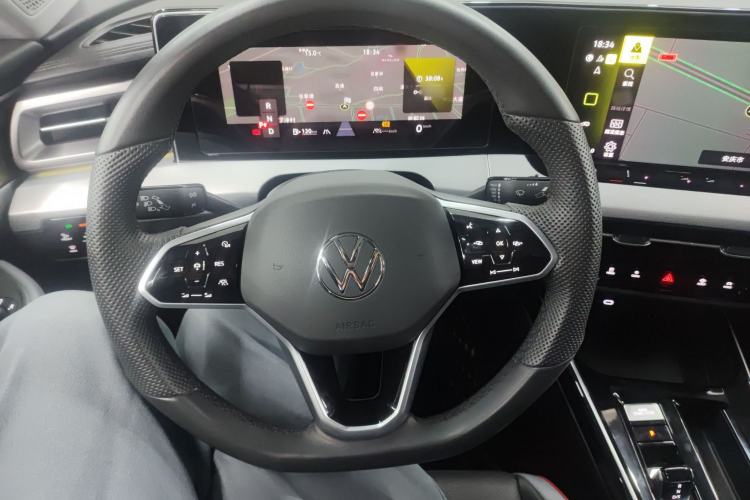 Used Volkswagen Lamando 2024 Lavida L 280TSI DSG Cool & Spicy Edition
