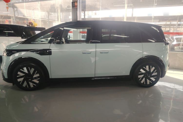 Used Zeekr MIX 2025 Long-Range Intelligent Driving Edition
