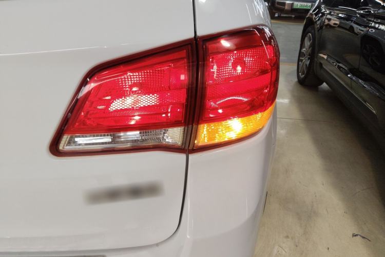 Used Haval H6 2017 Classic Edition 1.5T Automatic Two-Wheel Drive Elite Model
