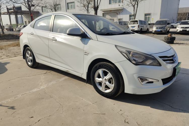 Used Hyundai Verna 2014 1.4L Manual Smart GLS Trim
