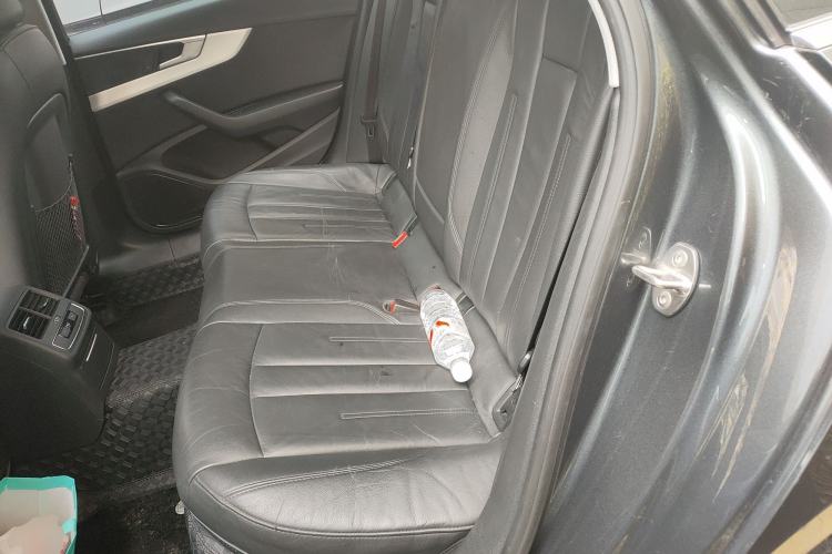 Used Audi A4L 2019 40 TFSI Fashion Edition China VI Emission Standard