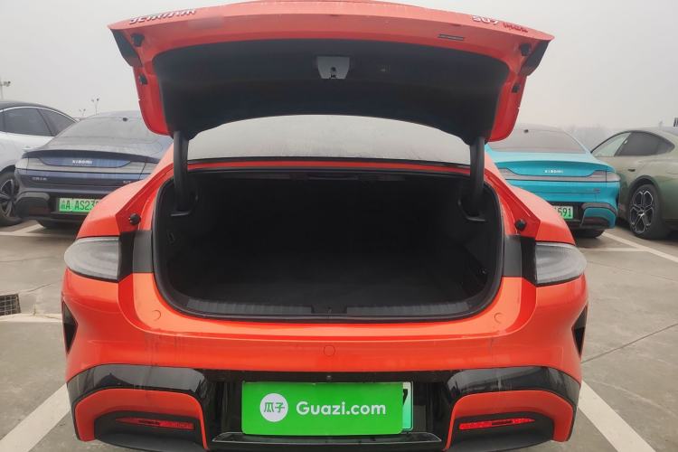 Used  SU7 2024 Four-Wheel Drive Ultra-Long Range Advanced Intelligent Driving Max Edition
